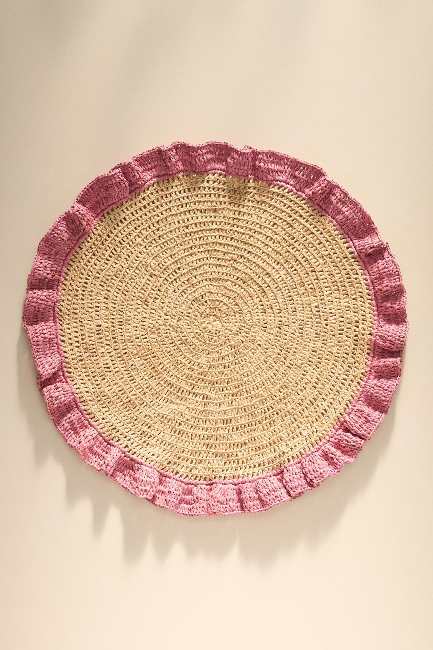 Handwoven Raffia Ruffle Placemat – Boho Chic Table Décor – Summer Table Accent