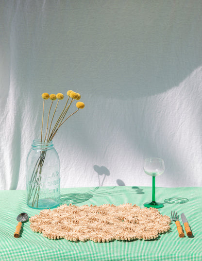 Fleur Raffia Placemat, Natural Color Flowers Woven Tabletop