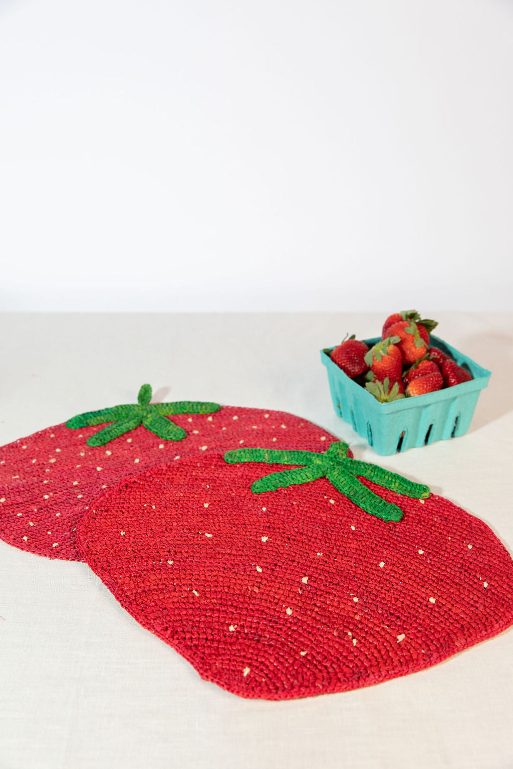 Placemat - Strawberry Bunches - Adorn Goods