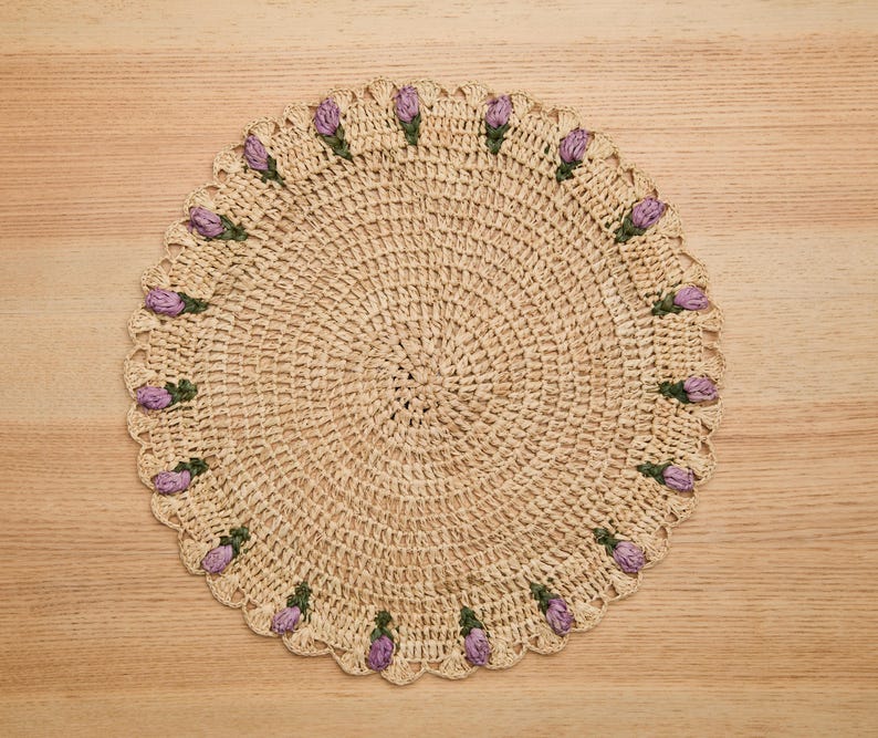 Tulip Floral Placemats – Hand-Crocheted Raffia – Elegant Spring Table Decor