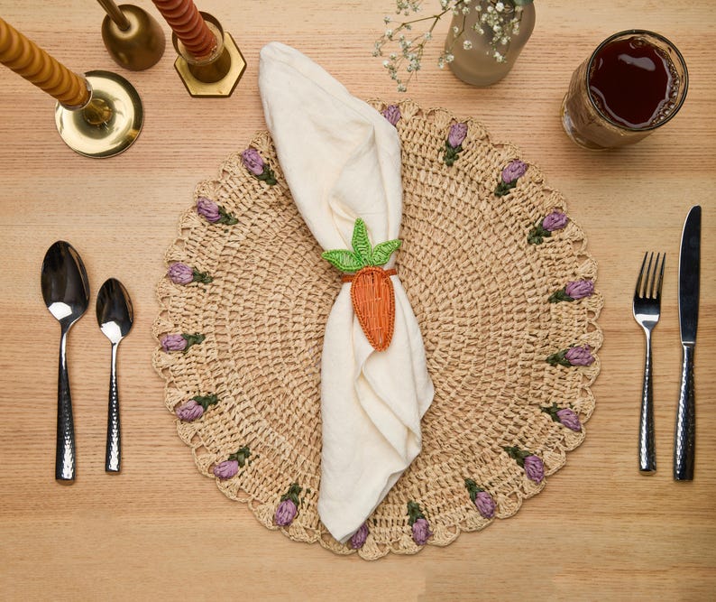 Tulip Floral Placemats – Hand-Crocheted Raffia – Elegant Spring Table Decor