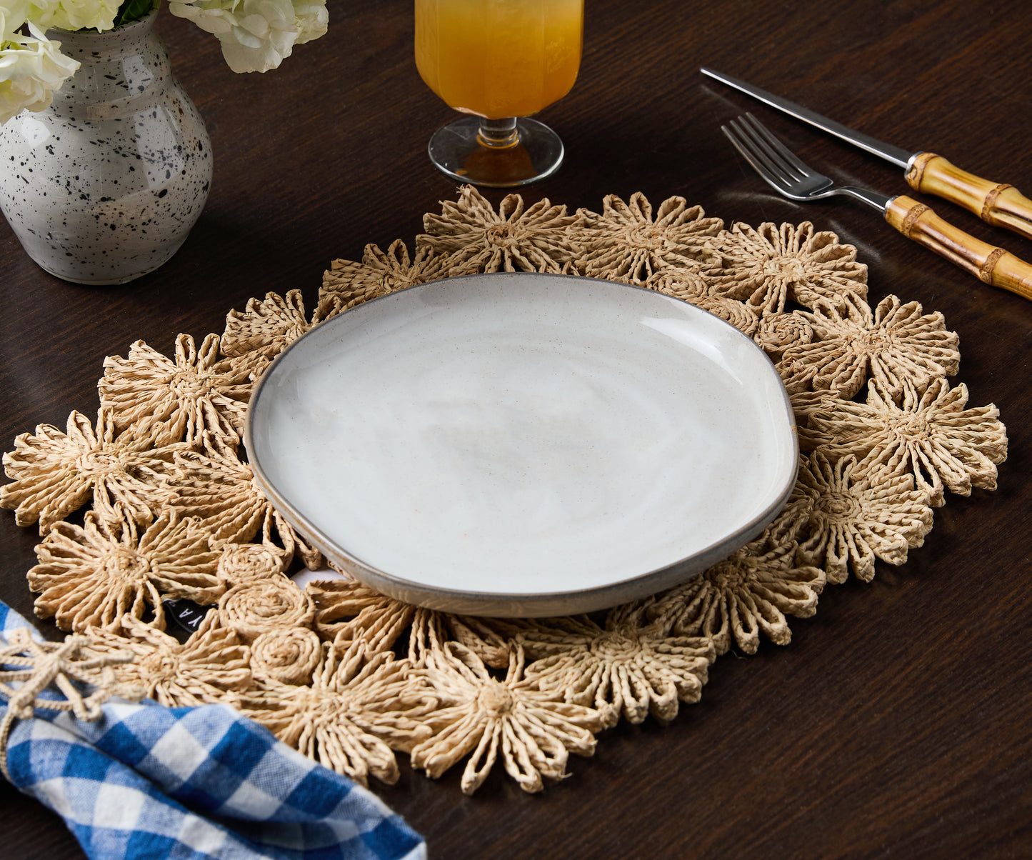 Natural Raffia Flower Placemat