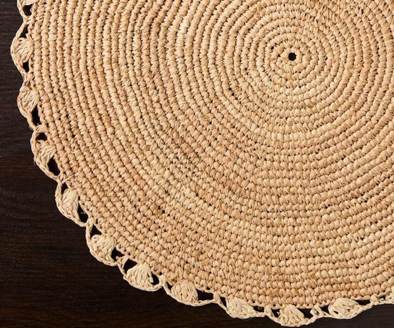 Natural Raffia Round Placemat