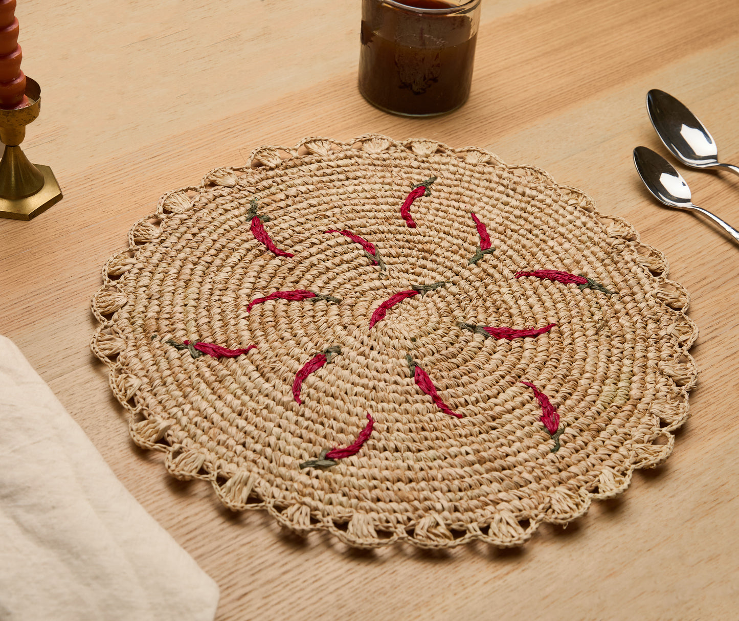 Scattered Chili Handwoven Raffia Round Placemat – Artisan Table Décor