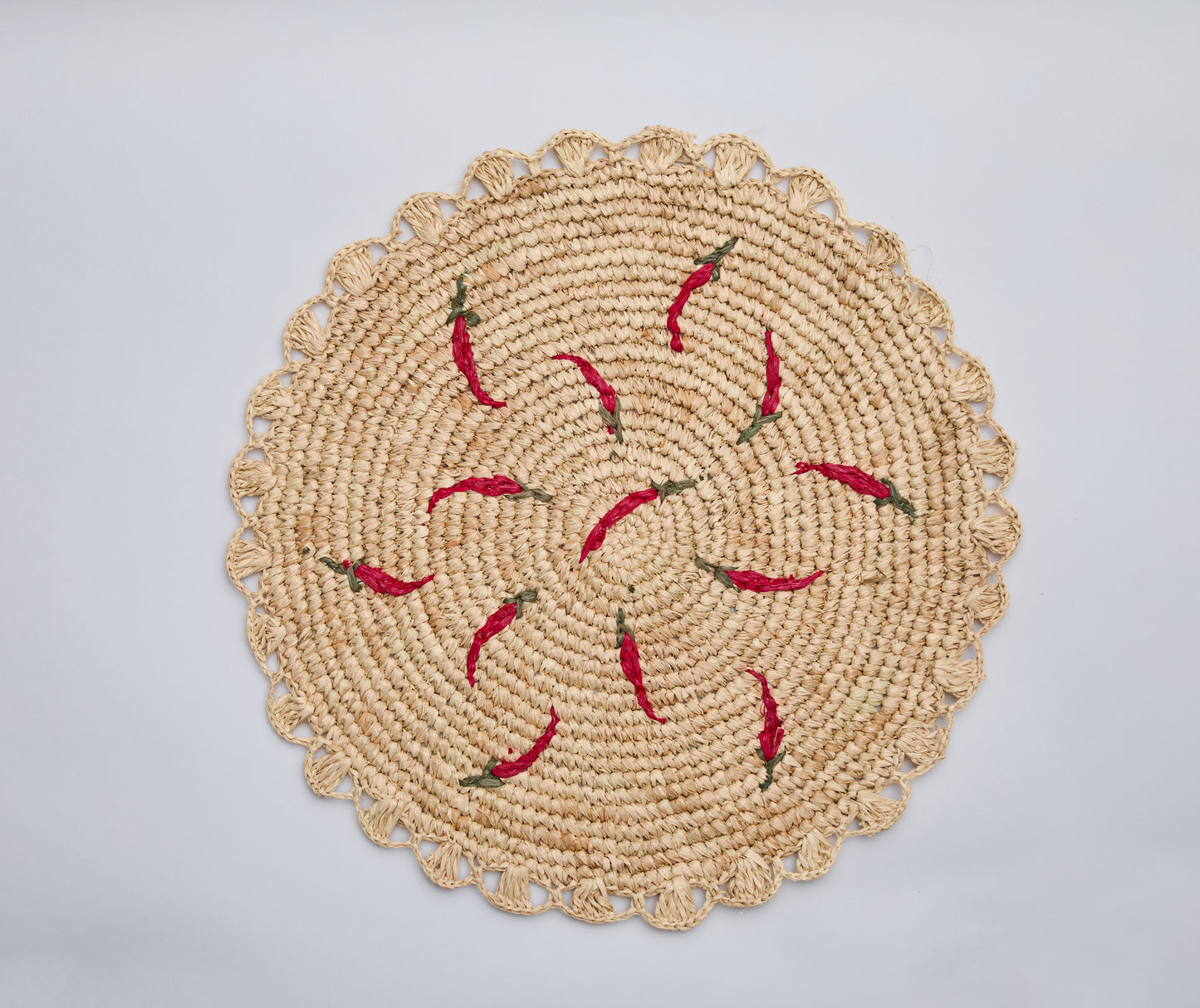 Scattered Chili Handwoven Raffia Round Placemat – Artisan Table Décor