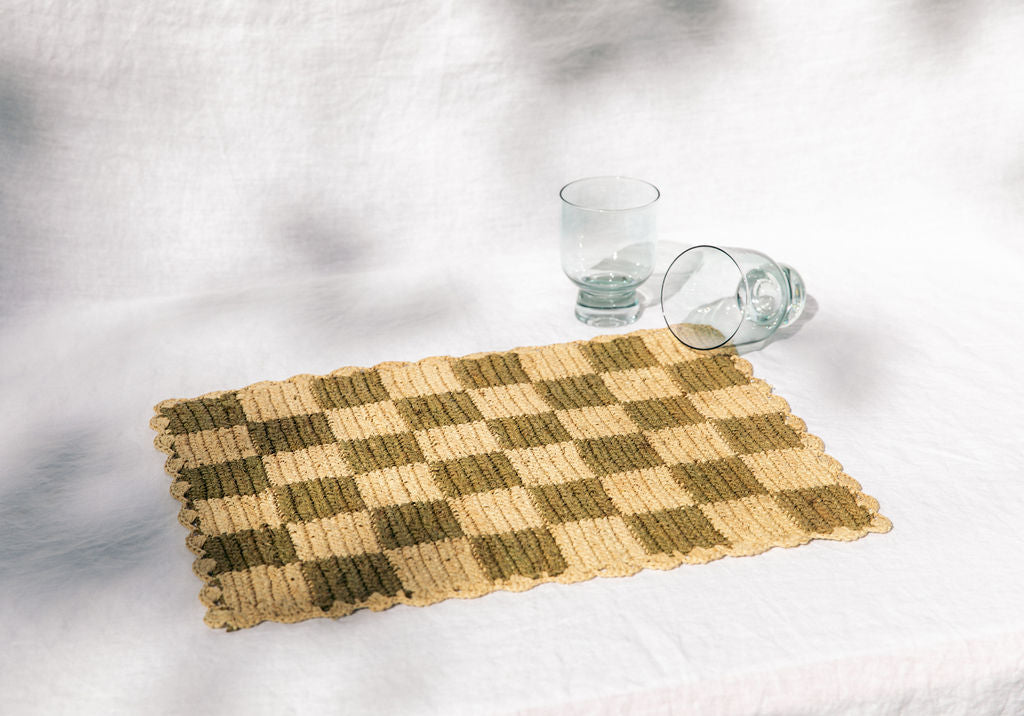 Green checked Placemat, Rectangular raffia tabletop
