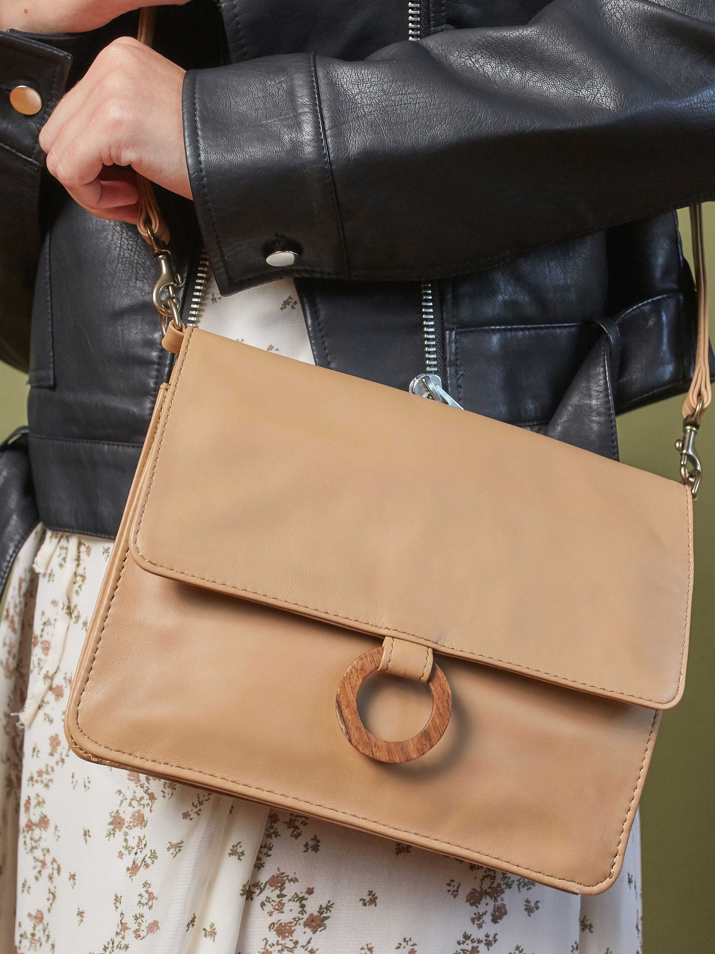 model wearing Leather-wallet crossbody bag - Wood Wallet Crossbody cappuccino color handbags by payton james Nashville leather handbag designer